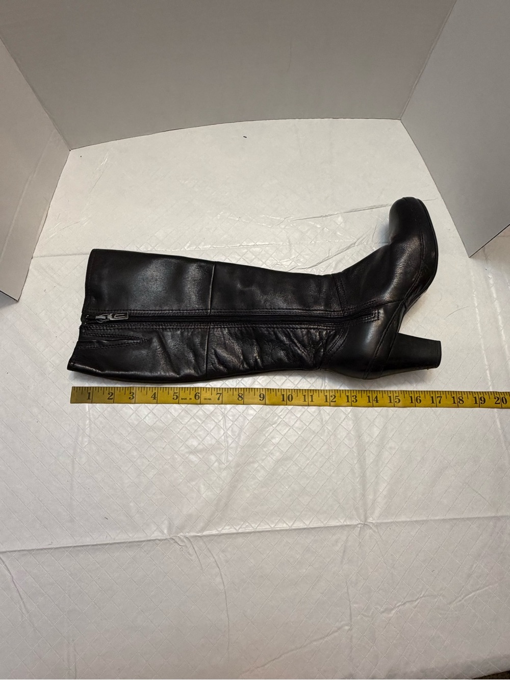 Clarks Black Over-the-Knee Leather Boots Side Zip Refined Toe Size 7 - Picture 7 of 10